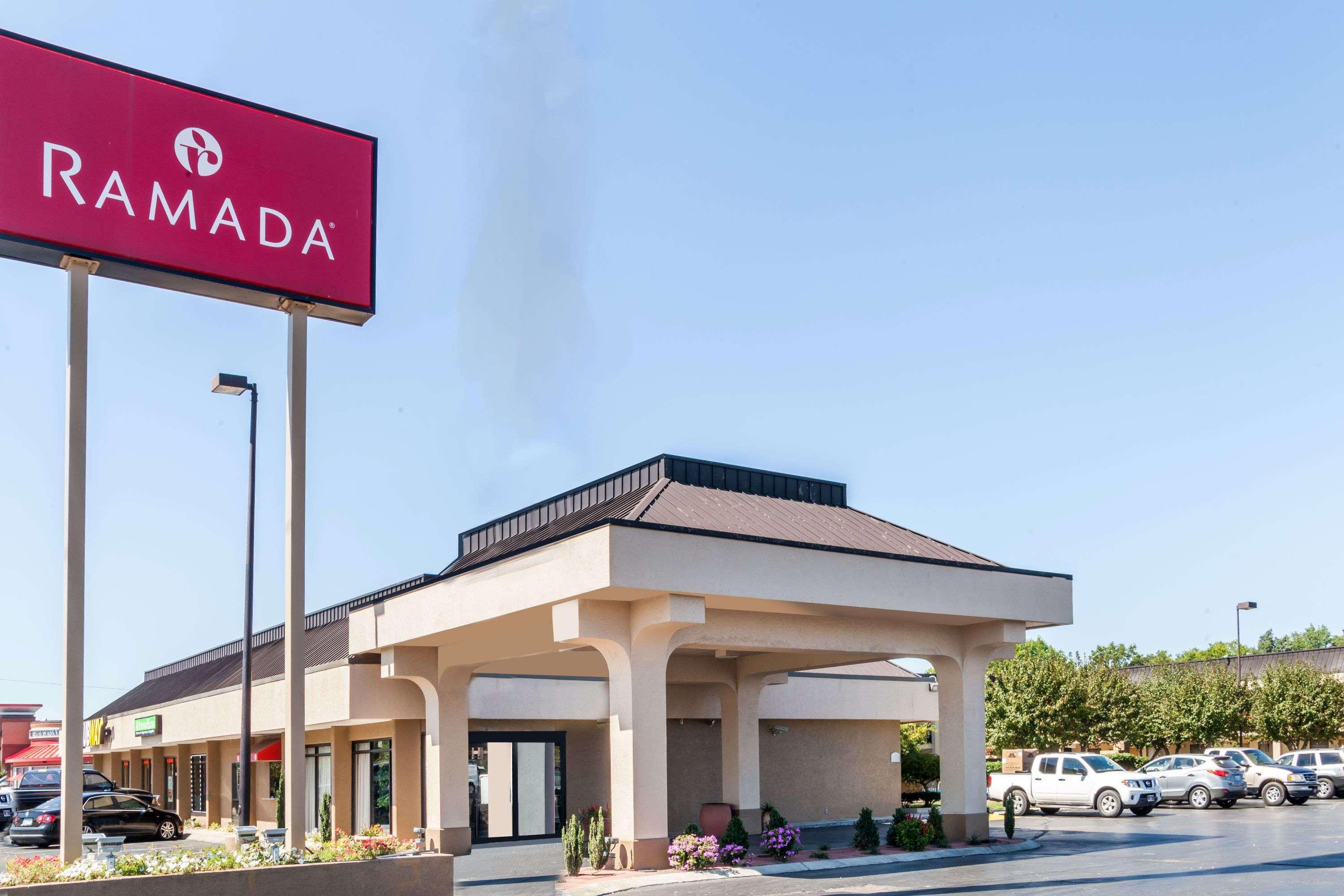 Ramada By Wyndham Lebanon Hotell Eksteriør bilde